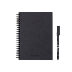 STARTER KIT INFINITEBOOK A5 PLANNER TEXTURE. Комплект, включващ „Infinitebook“ с твърда корица, 1 комплект за почистване, 1 маркер и 1 държач за химикалка