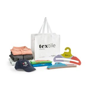 TEXTILE SHOWCASE. Мостреникът с текстилни