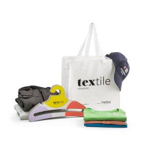 TEXTILE SHOWCASE. Мостреникът с текстилни