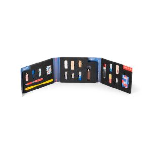 FLASH DRIVE SHOWCASE. Комплект от персонализирани флашки