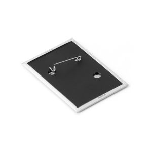 Button PIN 13. Вертикална правоъгълна значка с игла