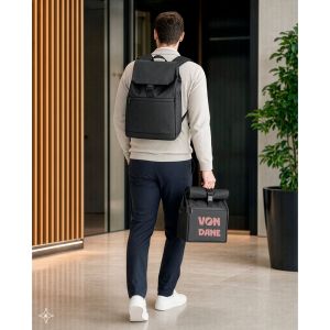 AZORES BAG. Раница за лаптоп от полиуретан (16 инча), с панел, покриващ всички отделения