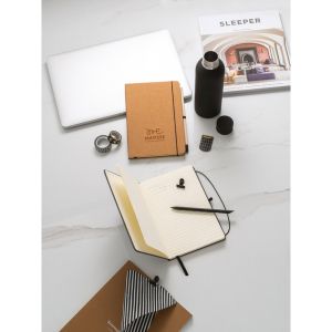 MATISSE. A5 тефтер с твърда корица от кожа (70% рециклирана) със страници редове