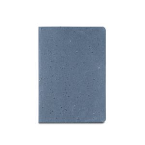 COFFEEPAD SEMI-RIGID. Тефтер A5 с полутвърда корица, изработена от отпадъци от люспи на кафе (65%)