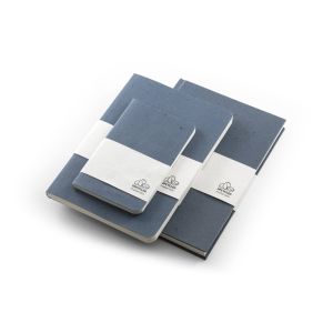COFFEEPAD RIGID. Тефтер A5 с твърди корици, изработени от отпадъци от люспи на кафе (65%)