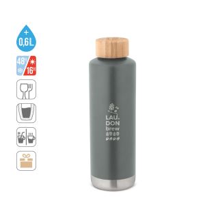 NORRE BOTTLE. Вакуумна бутилка от неръждаема стомана (36% рециклирана) с двойна стена 640 mL