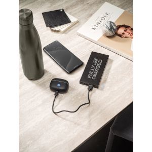 DOROTHY 10. Захранваща батерия 10 000 mAh от pециклирана алуминиева (100% rAL)
