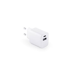 WEGENER. Захранващ адаптер с порт USB-A 18W и USB-C 20W от рециклиран ABS (100% rABS)