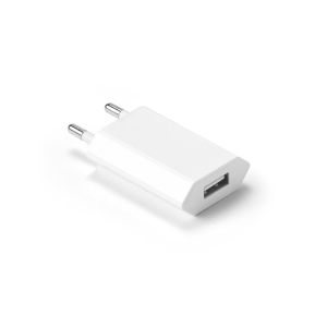 WOESE. Захранващ адаптер USB-A 5W от рециклиран ABS (100% rABS)