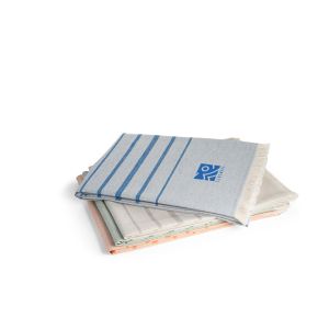 CAPLAN. Многофункционална кърпа (260 g/m²), изработена от лек и устойчив памук (90%) и рециклиран памук (10%)