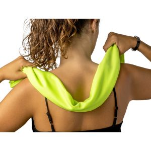 BERNAL. Фитнес охлаждаща кърпа от recycled polyester (100% rPET)